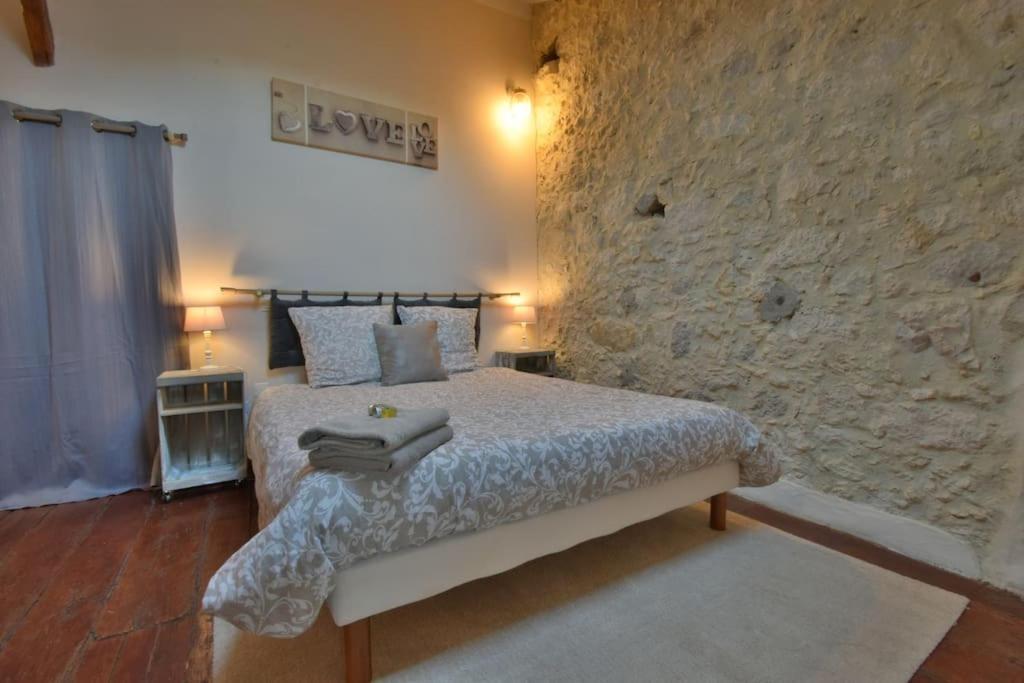 Chambre D'Hotes L'Altitude - Domaine La Rose Des Vents Castelnau-sur-lʼAuvignon 외부 사진